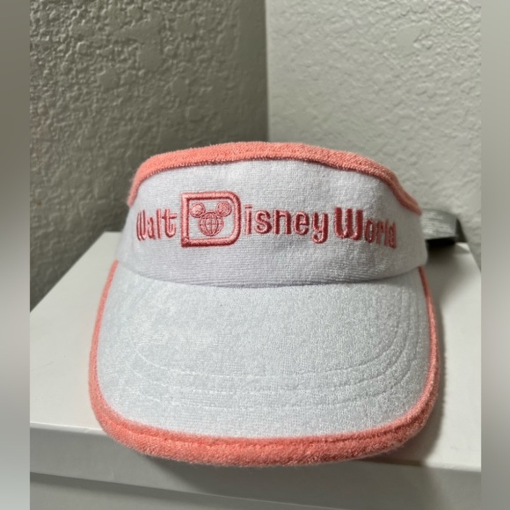 Disney Walt Disney World Terry Cloth Visor adjustable White Pink hat one size - Picture 1 of 8